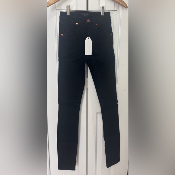 Universal Standard Seine High Rise 32" Skinny Jeans Solid Black - Picture 2 of 10